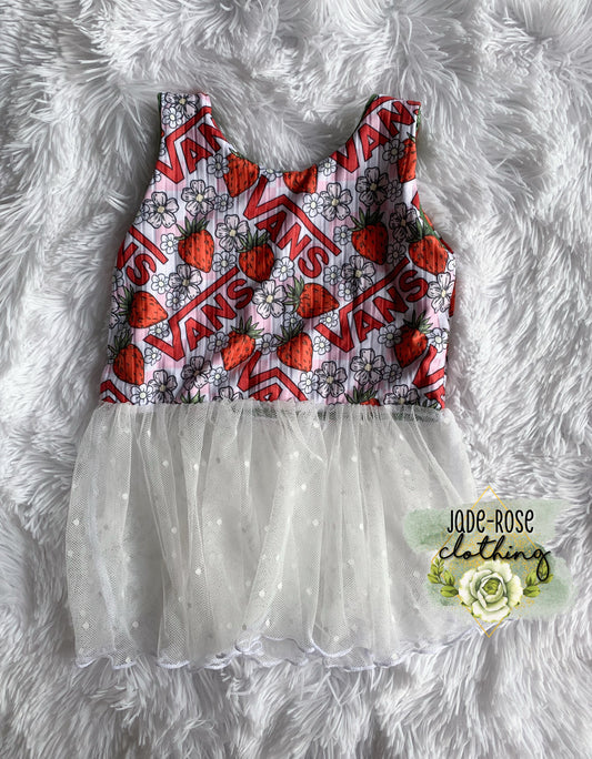2t Peplum