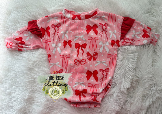 0/3M Sweater Romper w/ Ruffles & Snaps (can fit 3/6)