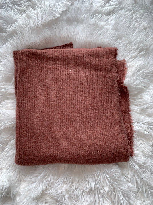 Mauve Sweater Rib