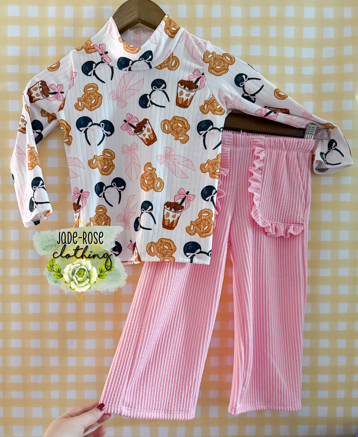 Mockneck LS Top & Ruffle Pocket Pants